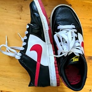 Nike 2008 Dunk Low Black / Varsity Red